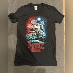 Black Graphic “Otter Things” T-Shirt